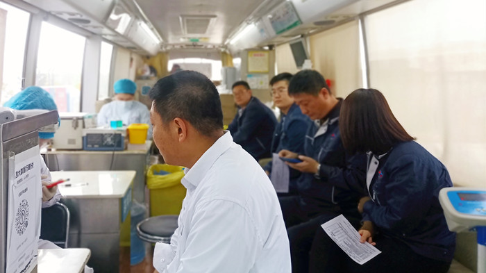 沈陽航空產(chǎn)業(yè)集團組織員工開展“獻熱血、踐初心”無償獻血活動